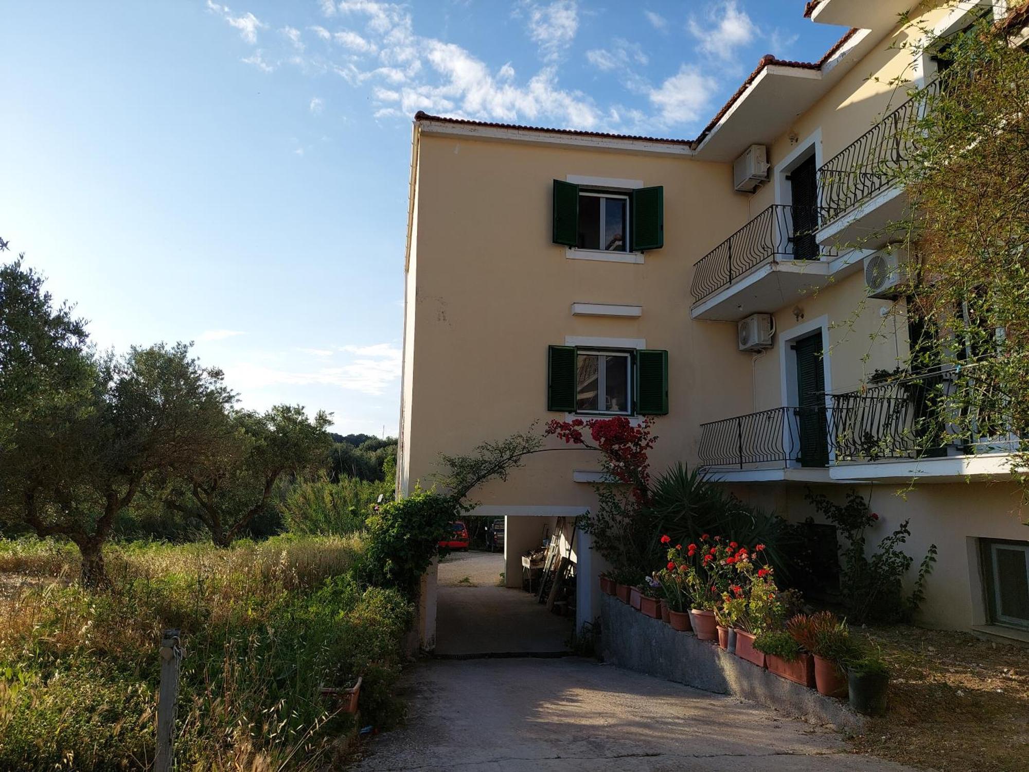 Ammousa Hotel Apartments Ликсури Экстерьер фото